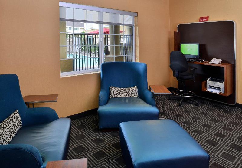 هتل Towneplace Suites Sacramento Cal Expo