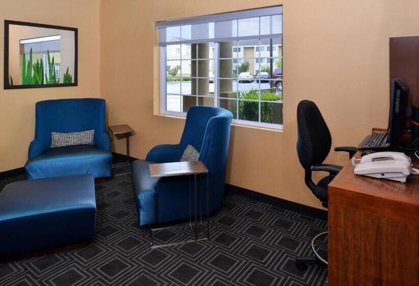هتل Towneplace Suites Sacramento Cal Expo