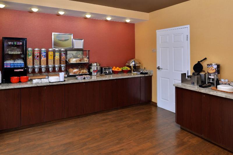 هتل Towneplace Suites Sacramento Cal Expo