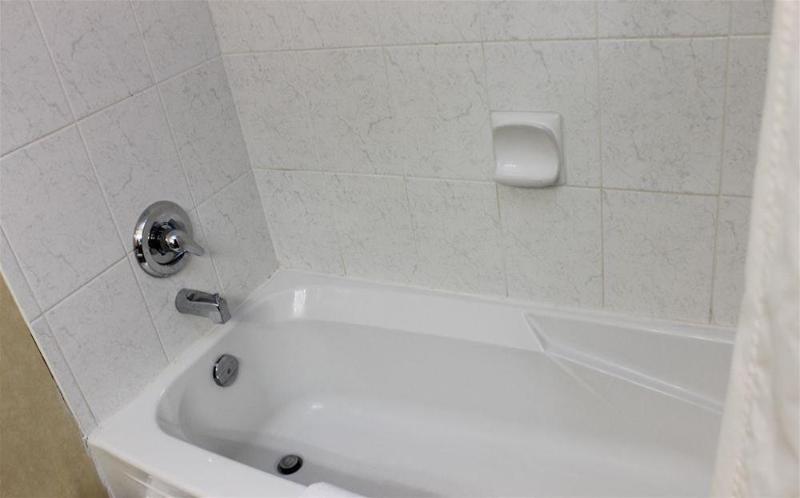 هتل Travelodge By Wyndham Sarnia