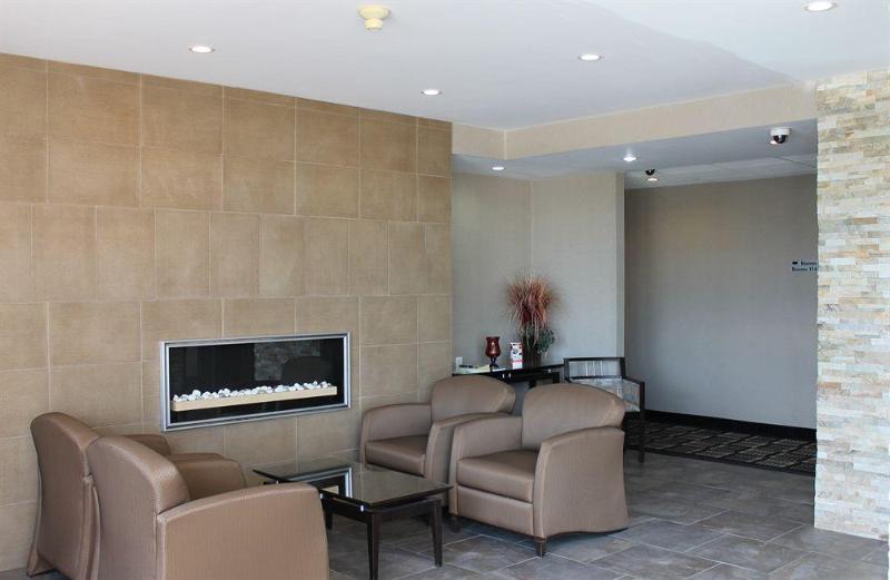 هتل Travelodge By Wyndham Sarnia