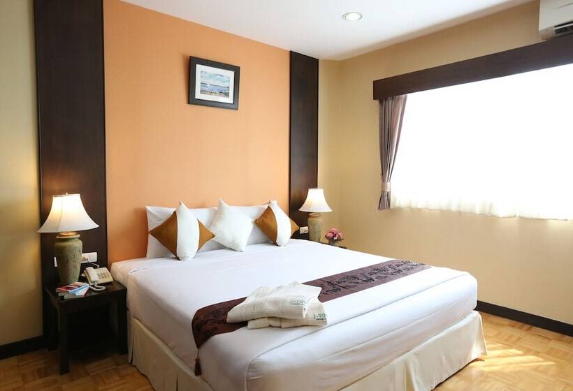 J Town Serviced Apartments&