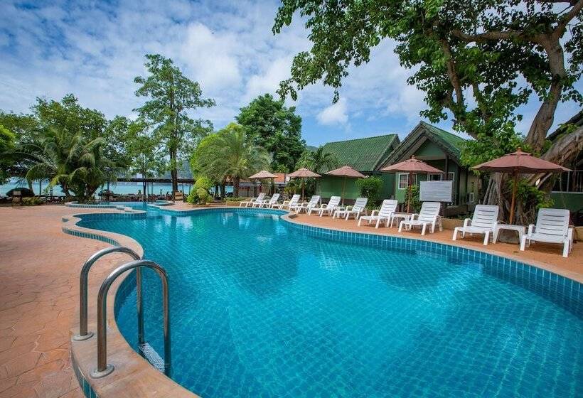 Phi Phi Andaman Beach Resort