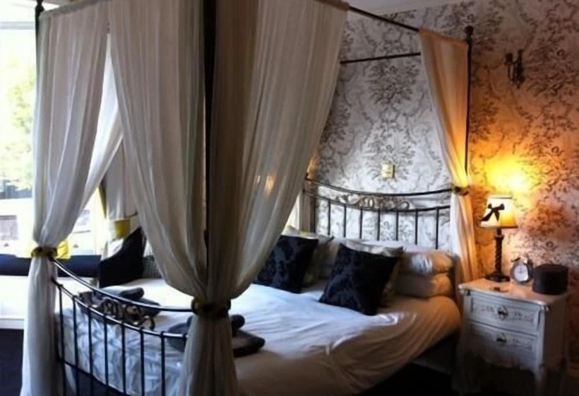 Spire House B&b