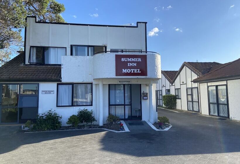 פנסיון Summer Inn Motel