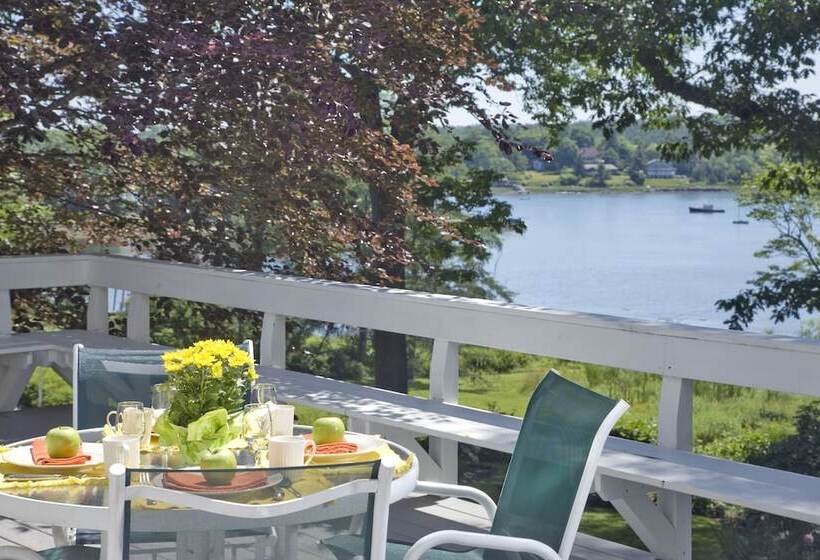 مبيت وإفطار Newcastle Inn