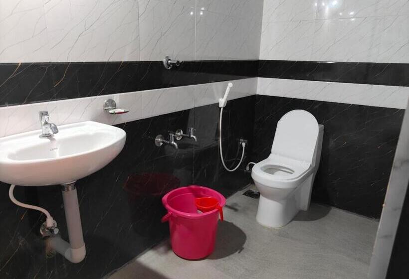 פנסיון Guest Nest