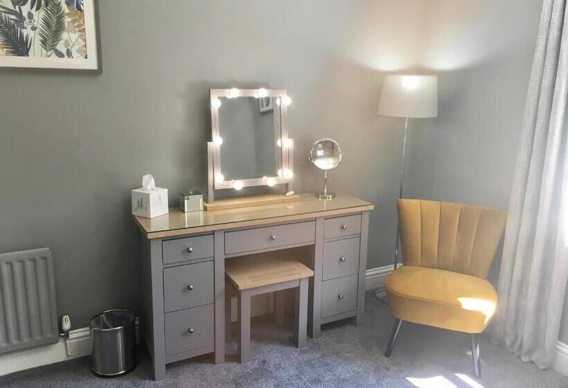 ベッドアンドブレックファースト Chatton Park House Adult Only