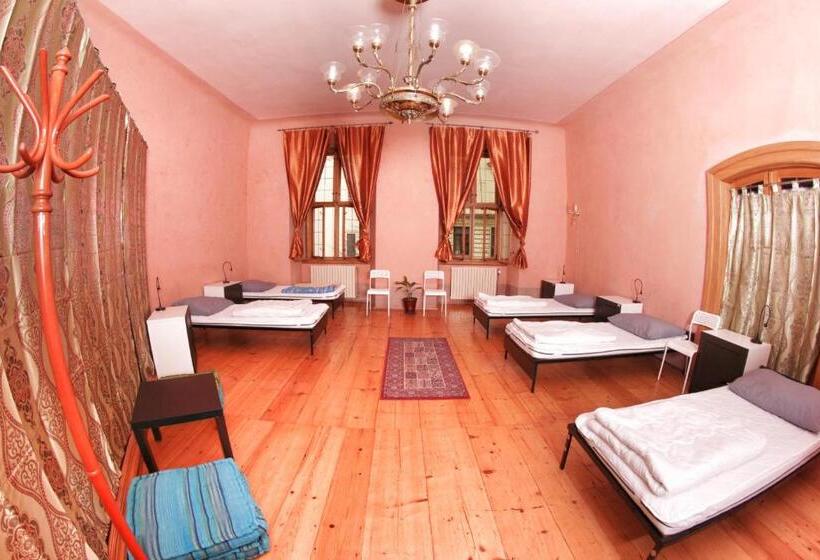 Hostel Homer   Old Town Square