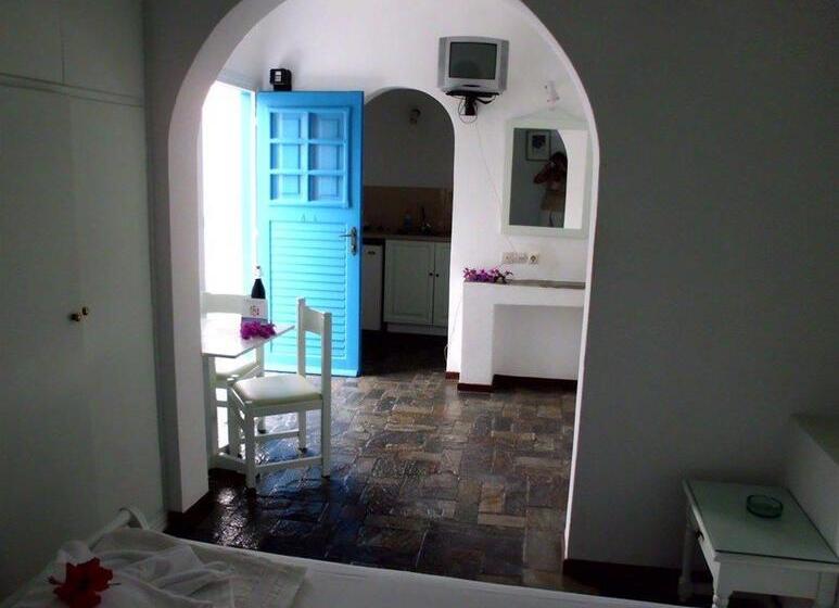 هتل Aegean Village