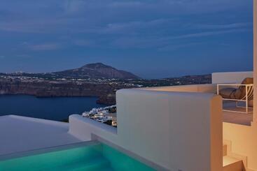 Apanemo Hotel & Suites