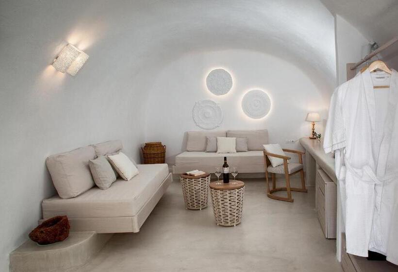 هتل Aperto Suites  Adults Only