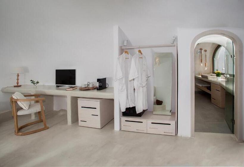 هتل Aperto Suites  Adults Only