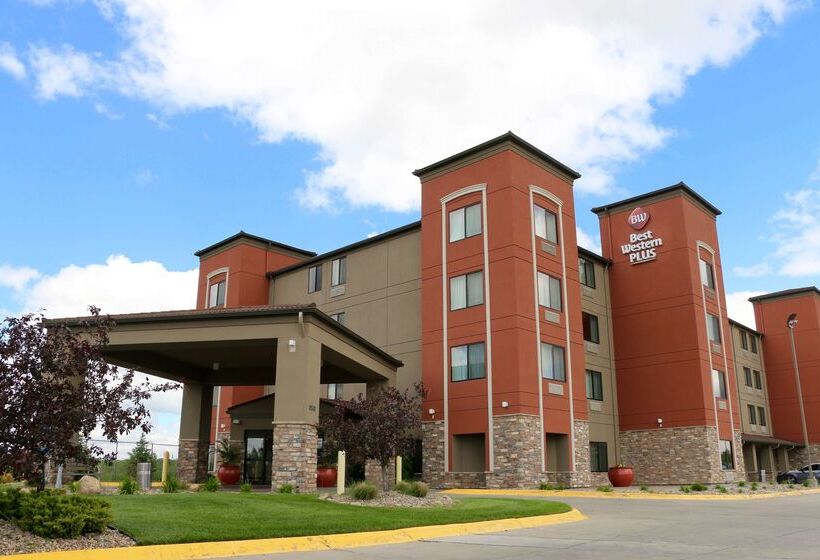 هتل Best Western Plus Omaha Airport Inn