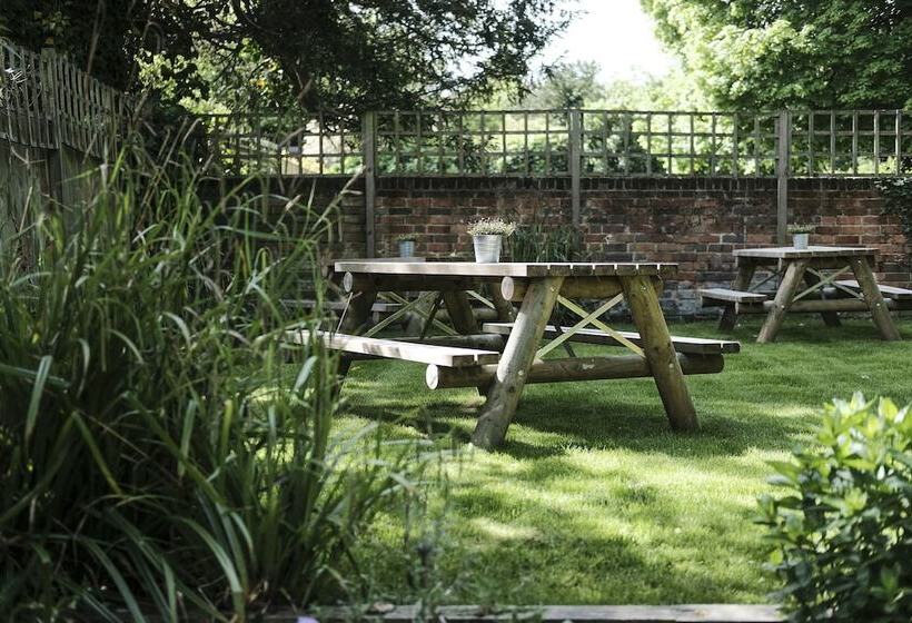 בית מלון כפרי Bull Inn