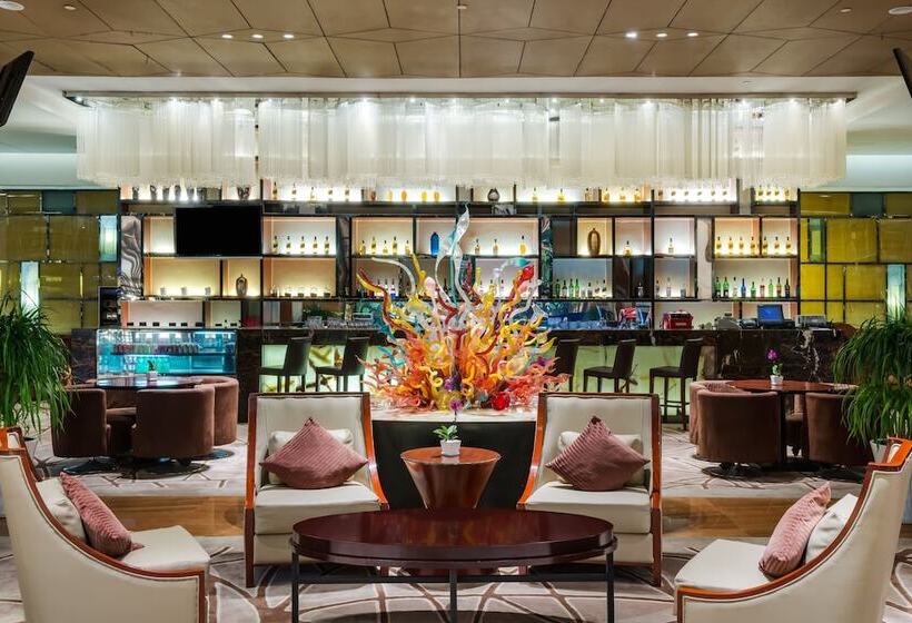 هتل Crowne Plaza Xiangyang, An Ihg