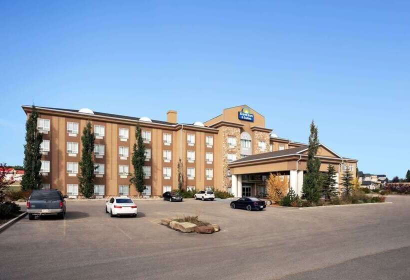 בית מלון כפרי Days Inn & Suites By Wyndham Strathmore