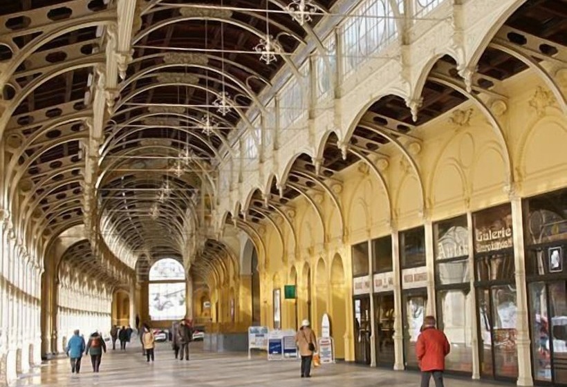 هتل Edinburgh