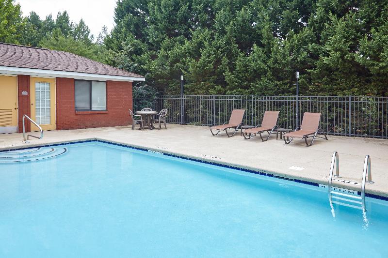 هتل Holiday Inn Express  & Suites Bufordmall Of Georgia