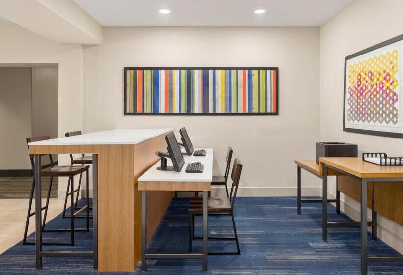 Holiday Inn Express Hotel & Suites Fort Myers East   The Forum, An Ihg