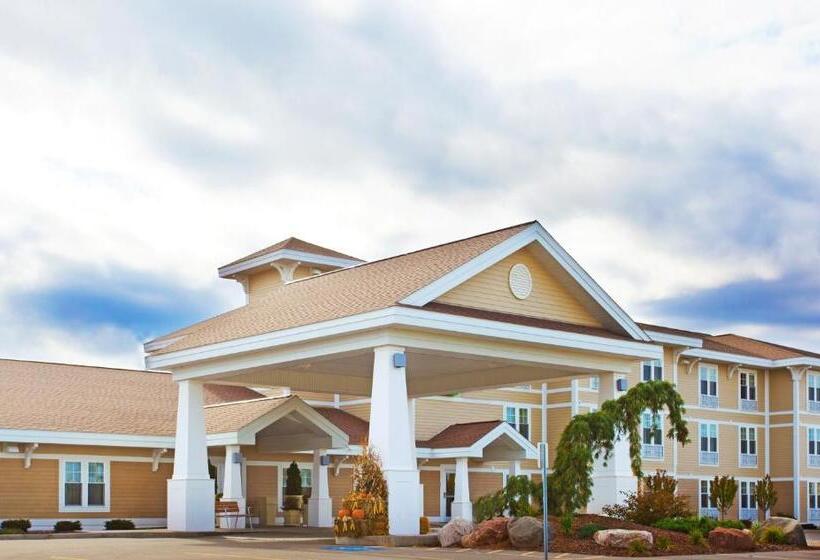 هتل Holiday Inn Express & Suites Iron Mountain, An Ihg
