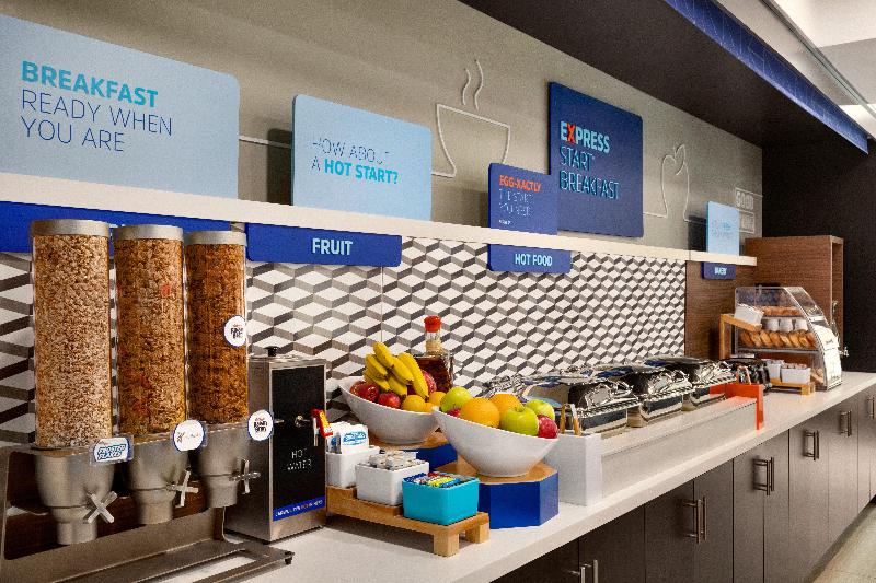 فندق Holiday Inn Express & Suites Pembroke Pines Sheridan St, An Ihg