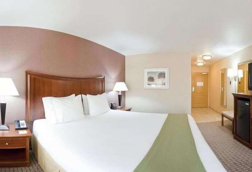 Hotel Holiday Inn Express  & Suites Willows