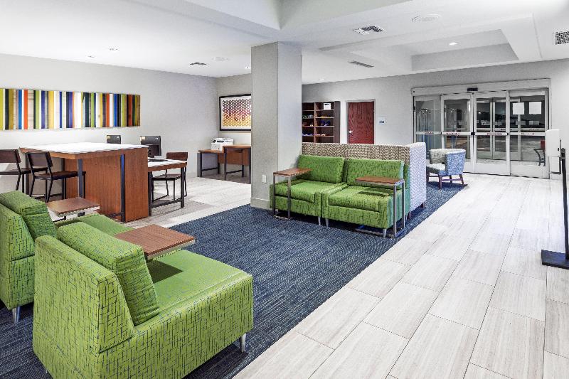 هتل Holiday Inn Express & Suites West By Ihg