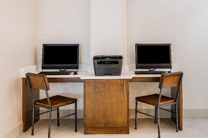 هتل Holiday Inn Express Chapel Hill, An Ihg