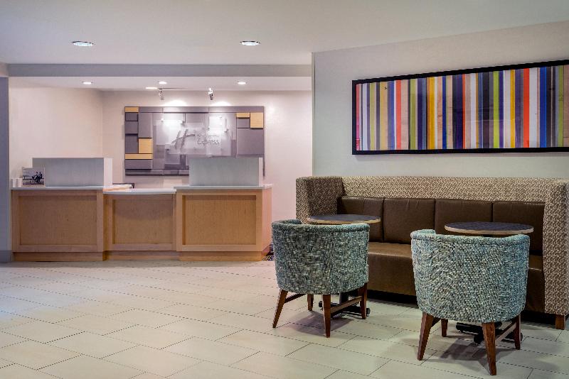 هتل Holiday Inn Express Chapel Hill, An Ihg