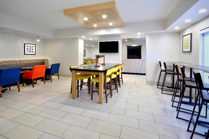 هتل Holiday Inn Express Durham, An Ihg
