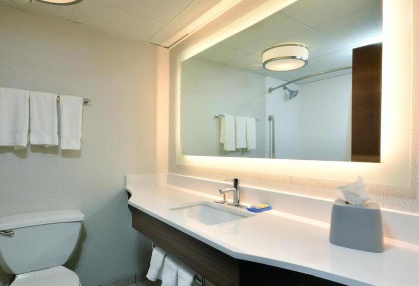 هتل Holiday Inn Express Durham, An Ihg