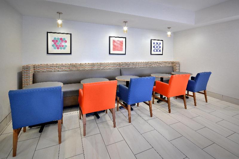 هتل Holiday Inn Express Durham, An Ihg