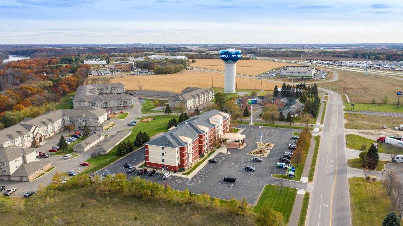 هتل Holiday Inn Express And Suites St. Cloud, An Ihg