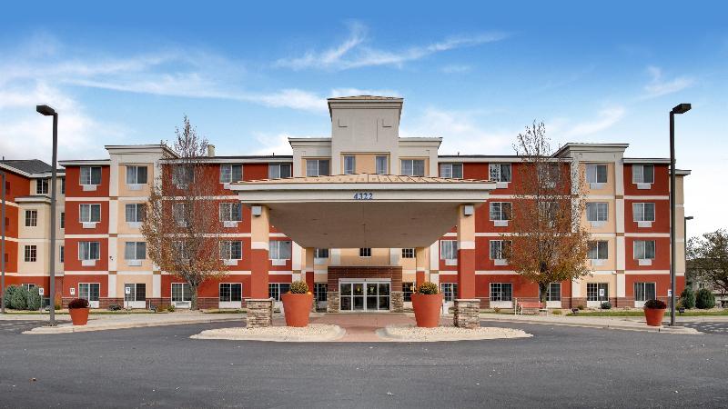 هتل Holiday Inn Express And Suites St. Cloud, An Ihg