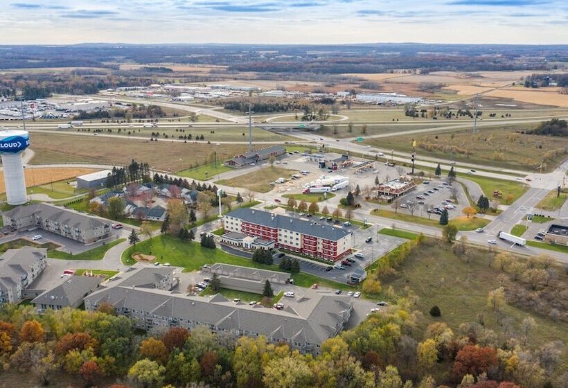 هتل Holiday Inn Express And Suites St. Cloud, An Ihg