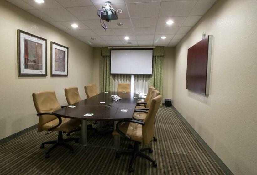 בית מלון כפרי Holiday Inn Pearl   Jackson Area, An Ihg