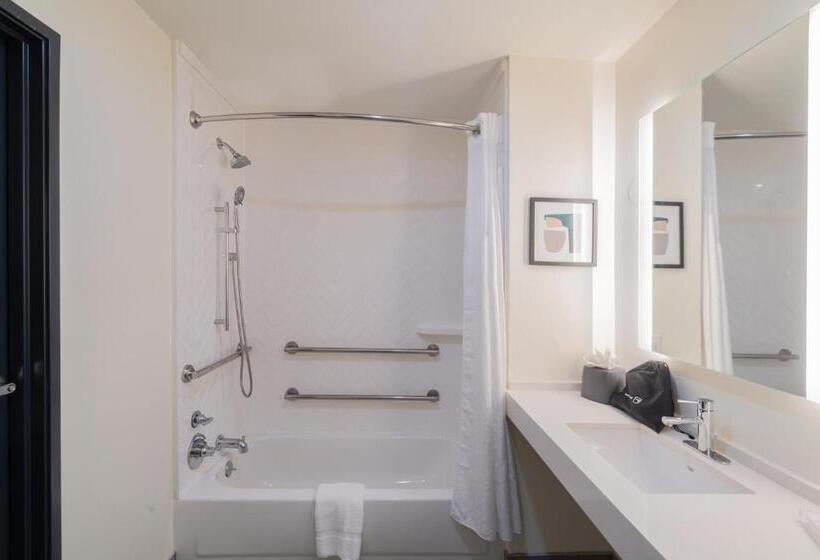 هتل Holiday Inn Southaven Central   Memphis, An Ihg