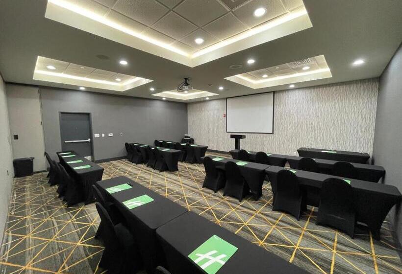 هتل Holiday Inn Southaven Central   Memphis, An Ihg
