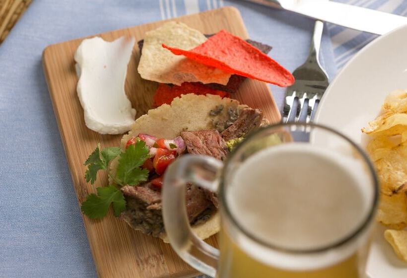 هتل Indigo Asheville Downtown, An Ihg