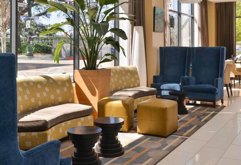هتل Indigo Baton Rouge Downtown, An Ihg
