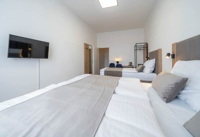 Fotos del hotel Leon:  13