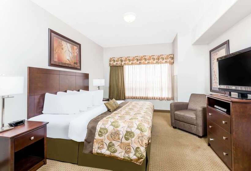 فندق Ramada By Wyndham Olds