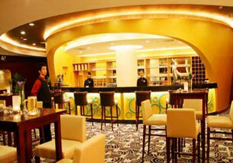 Отель Ramada Plaza Wuxi