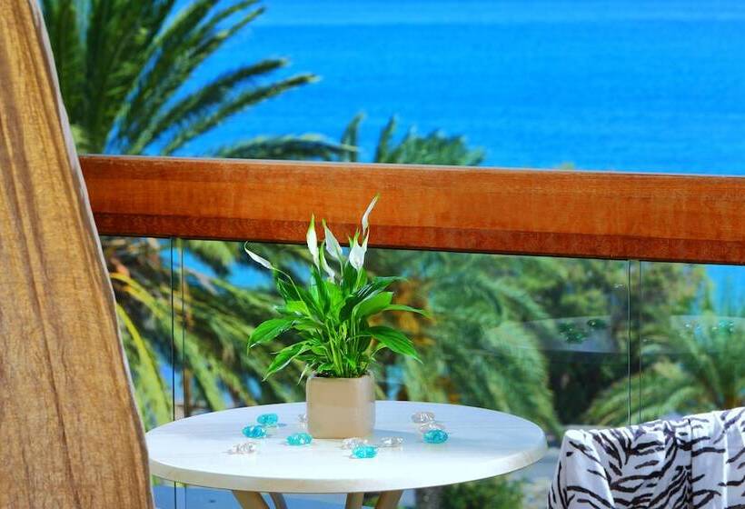 هتل Sitia Beach City Resort & Spa