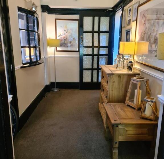 Fotos del hotel Tudor Lodge:  19