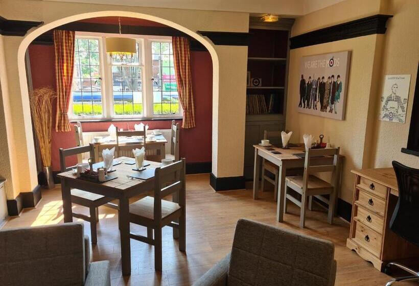 Fotos del hotel Tudor Lodge:  9