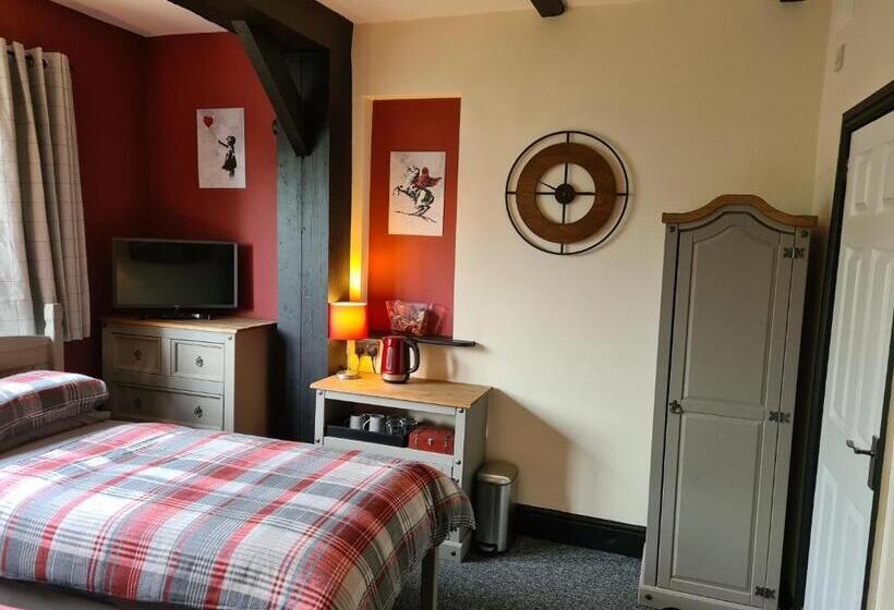 Fotos del hotel Tudor Lodge:  2