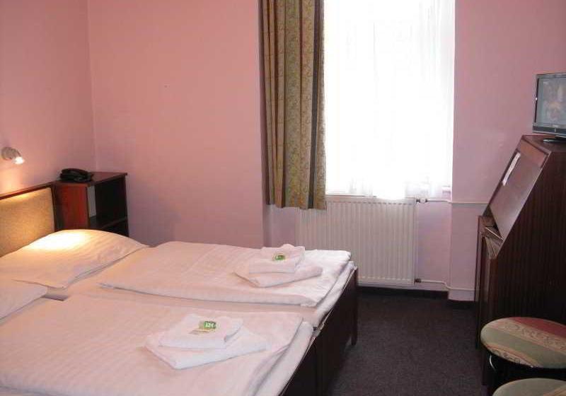 Fotos del hotel U Ceske Koruny:  7