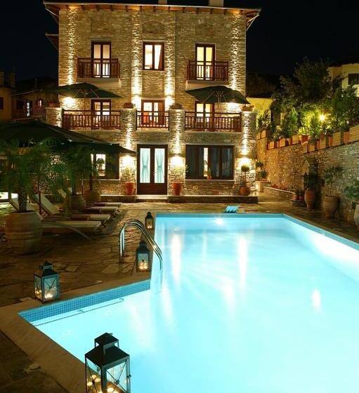 Maritsas Hotel & Suites